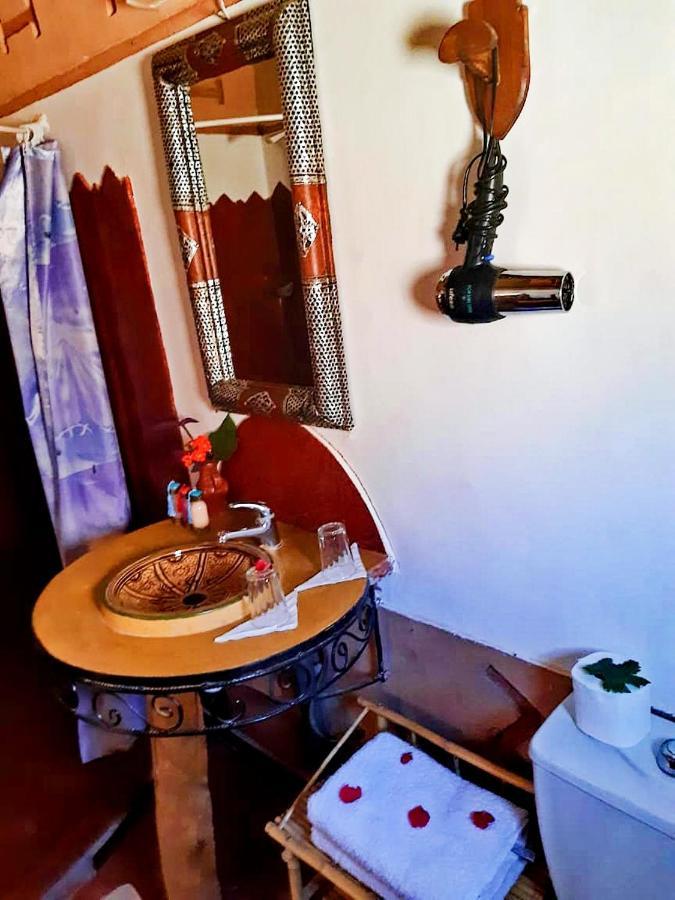 Riad Des Vieilles Charrues Boumalne エクステリア 写真
