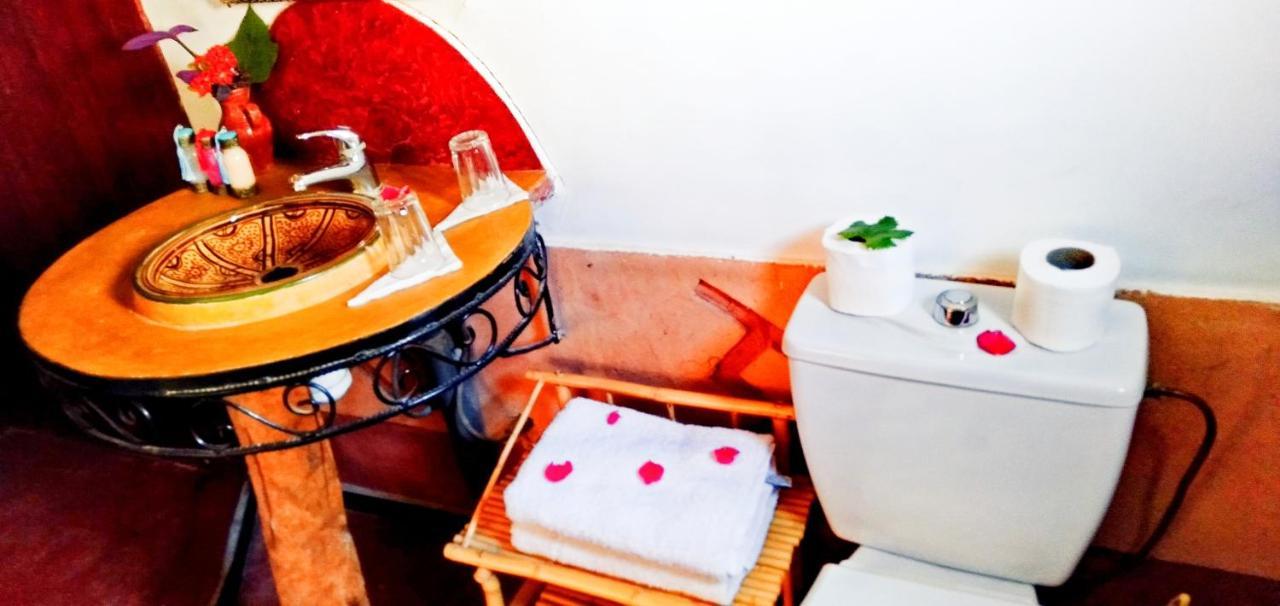 Riad Des Vieilles Charrues Boumalne エクステリア 写真