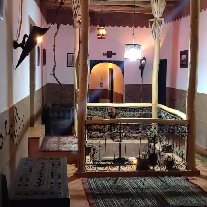 Riad Des Vieilles Charrues Boumalne エクステリア 写真